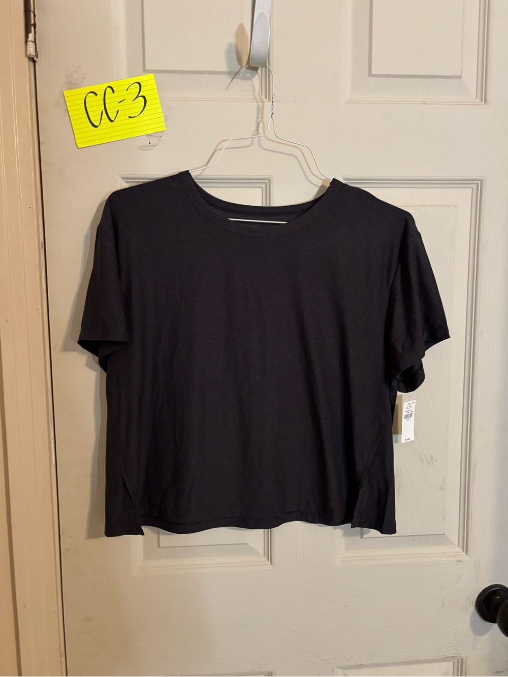 Basic Black Cropped Tee old navy athletic. Cloud motion nwt